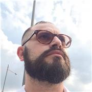 Insegnante laureato, educatore, offre ripetizioni e lezioni principalmente di materie umanistiche, preparazione concorsi a Ferrara e Venezia